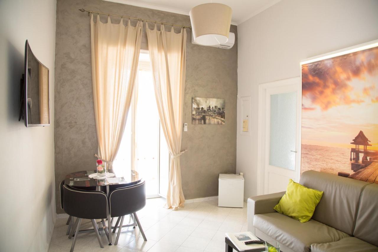 Chiaia Suites Napoli Exterior foto