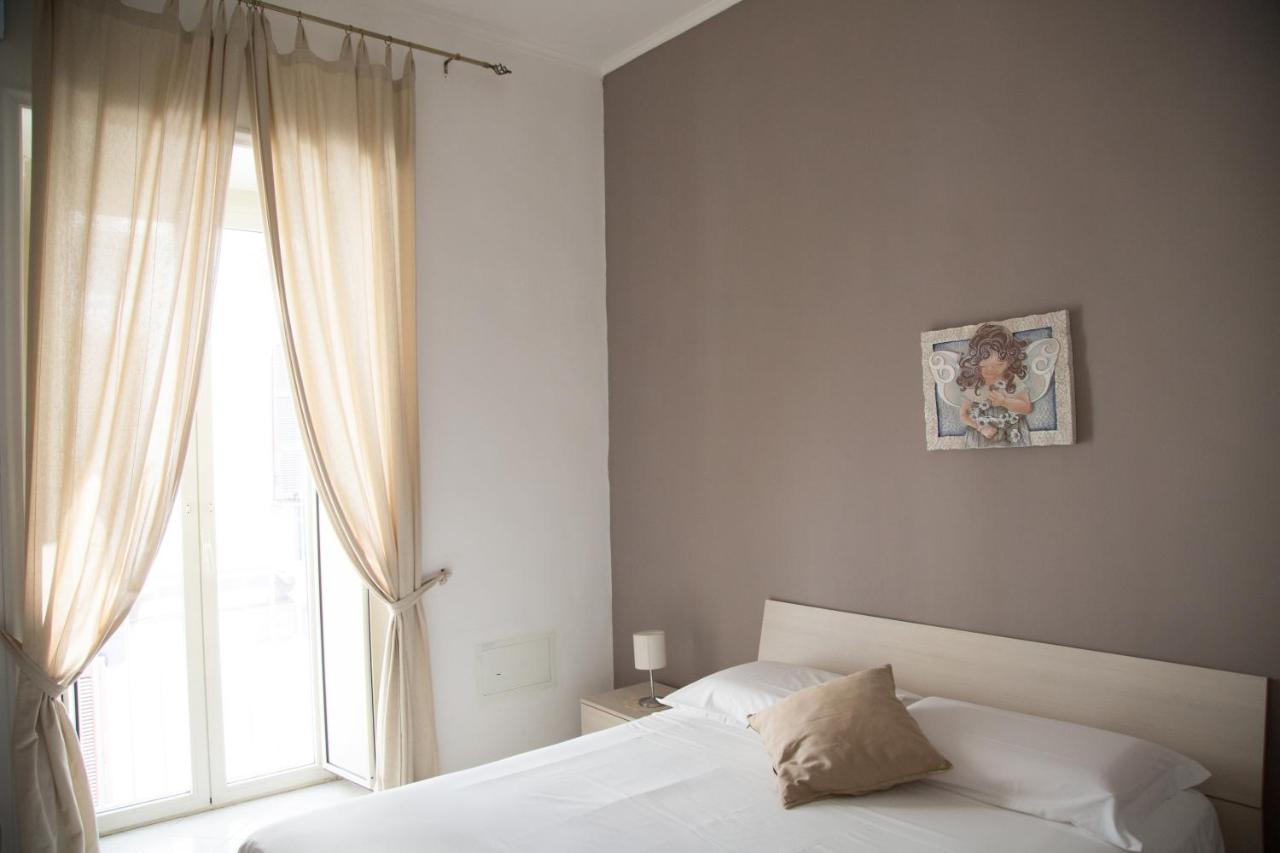 Chiaia Suites Napoli Exterior foto