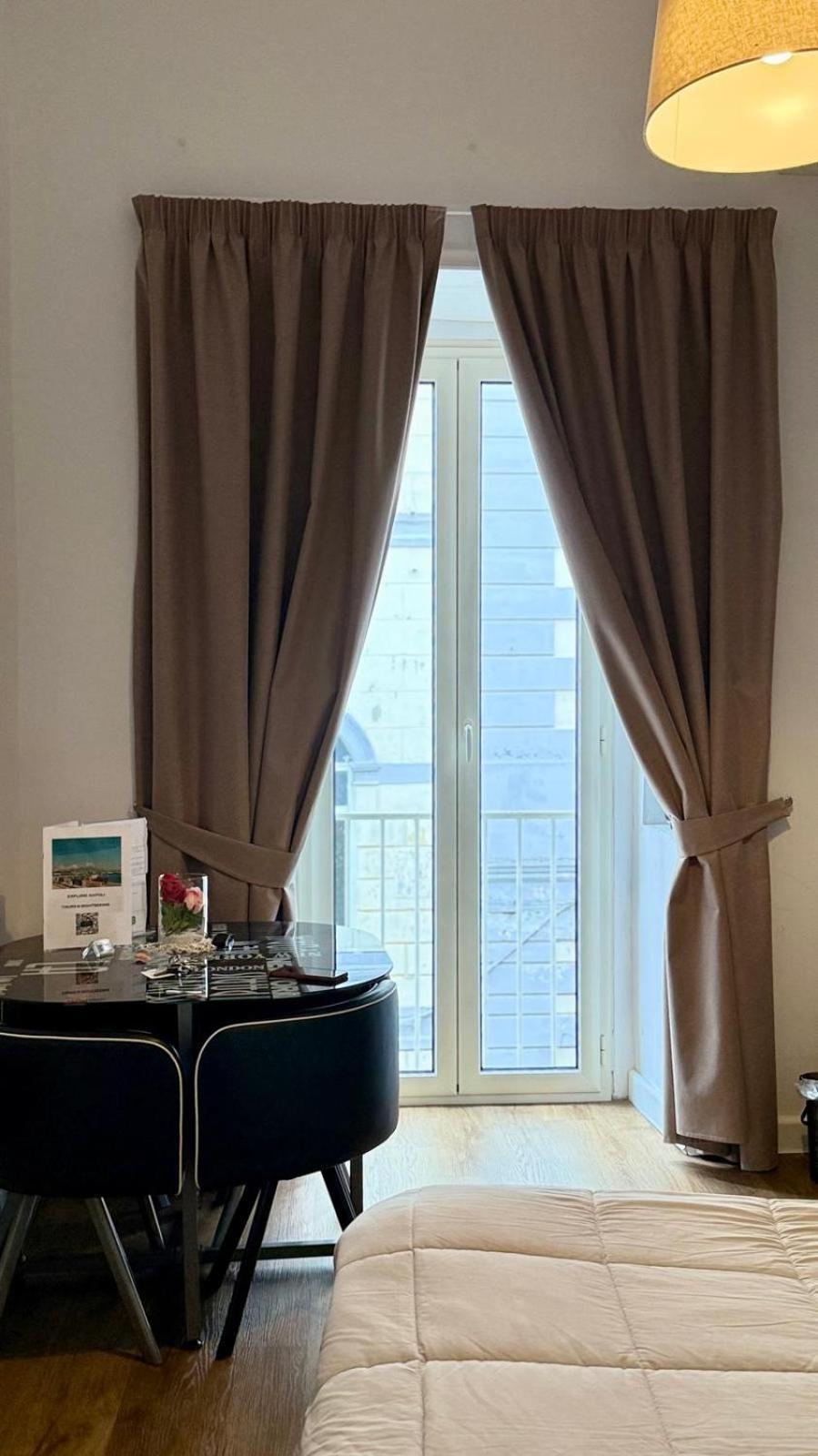 Chiaia Suites Napoli Exterior foto