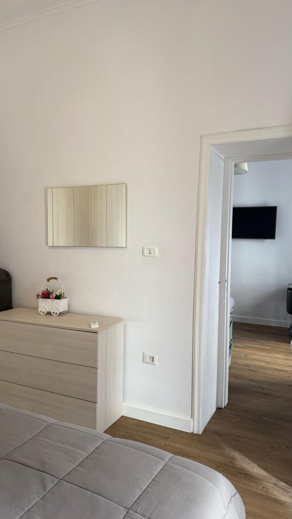 Chiaia Suites Napoli Exterior foto