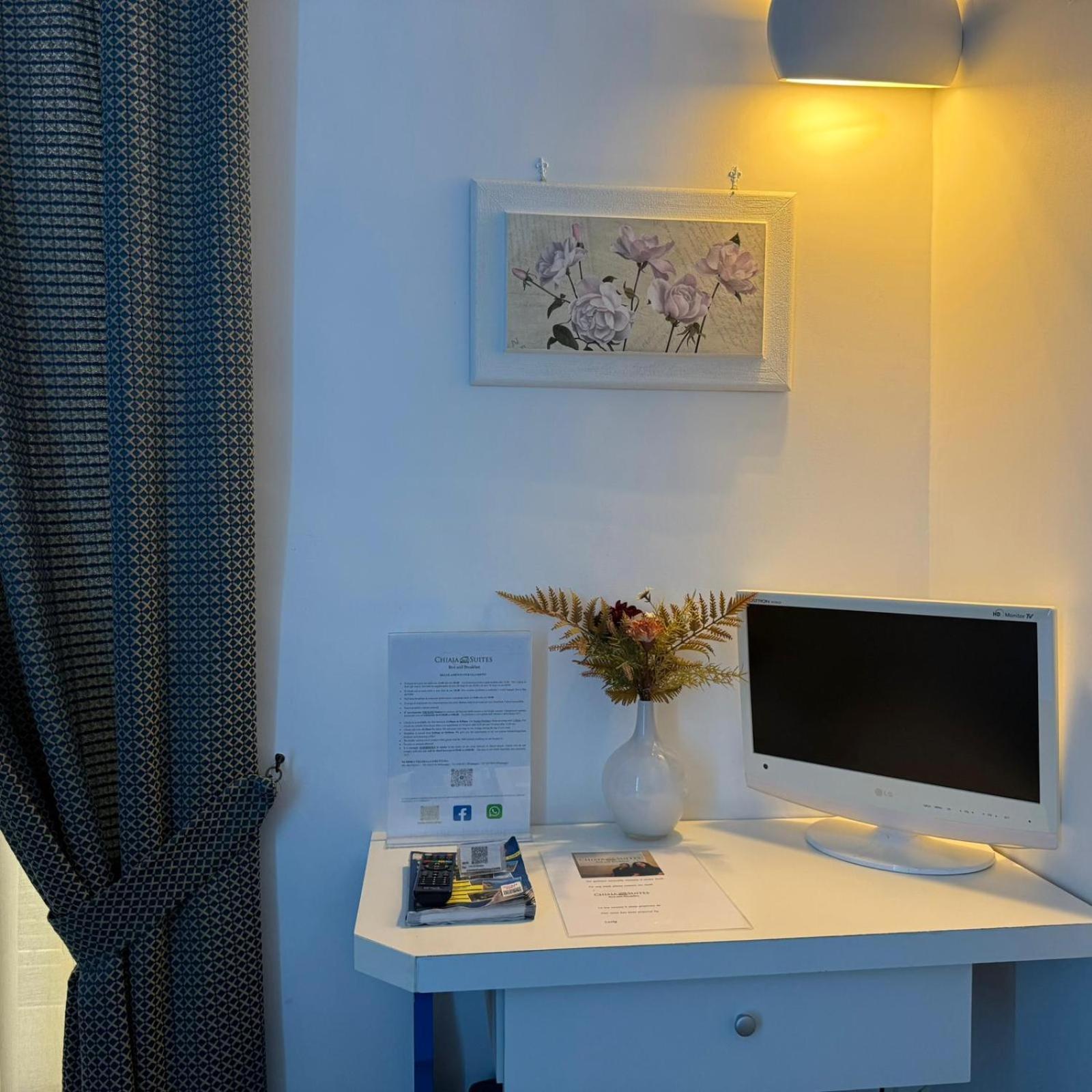 Chiaia Suites Napoli Cameră foto
