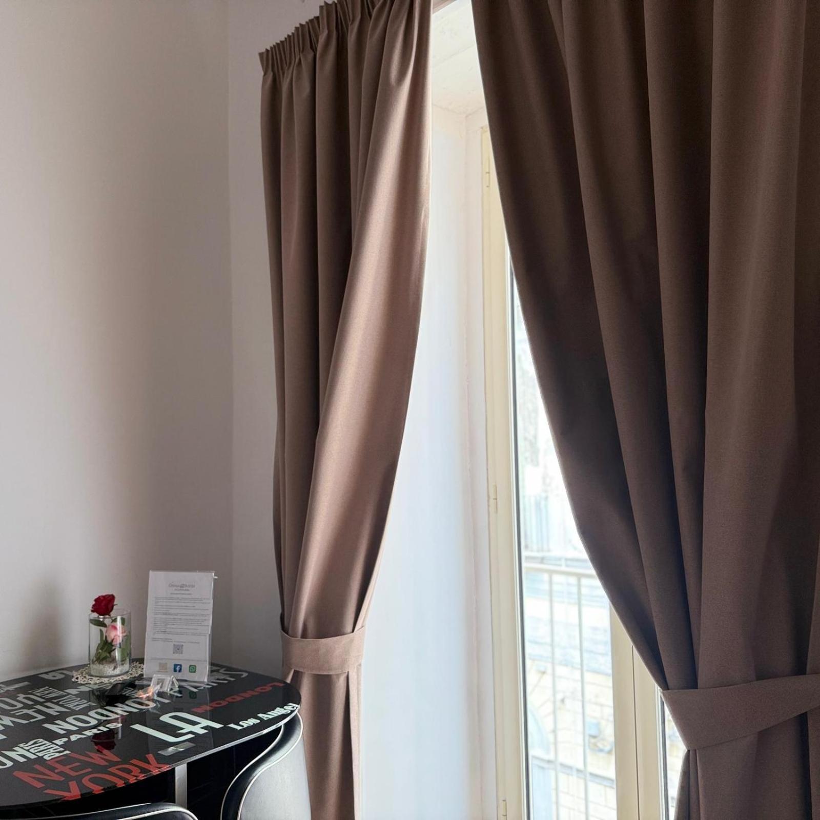 Chiaia Suites Napoli Cameră foto