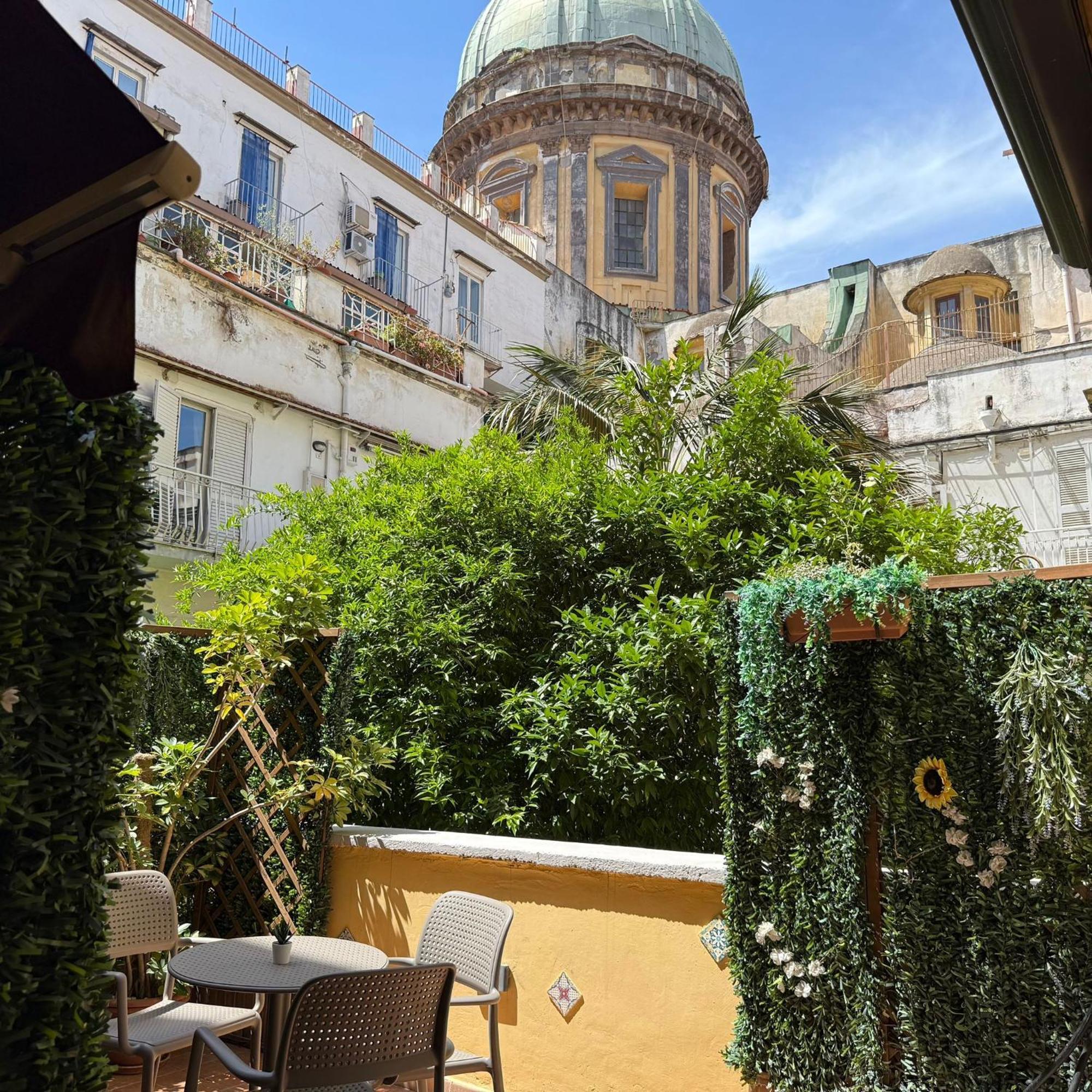 Chiaia Suites Napoli Exterior foto