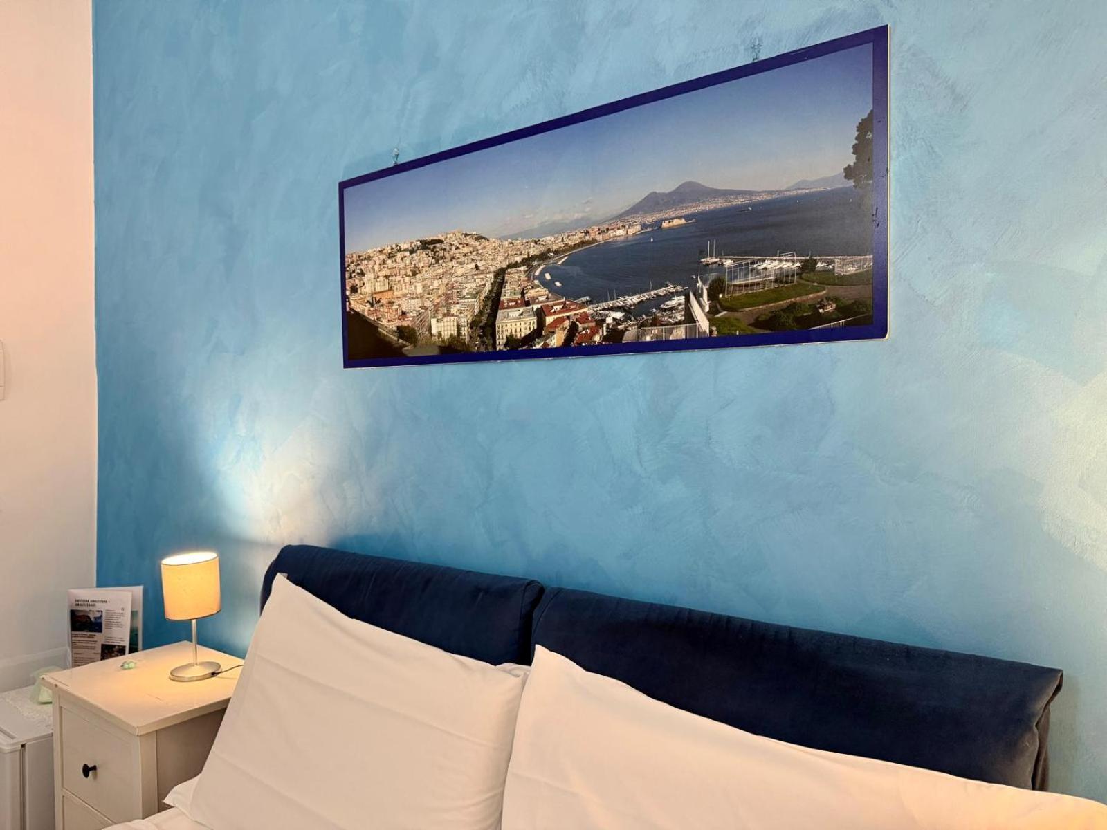 Chiaia Suites Napoli Cameră foto